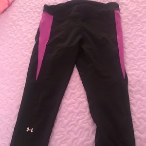 Under Armor Crop pants